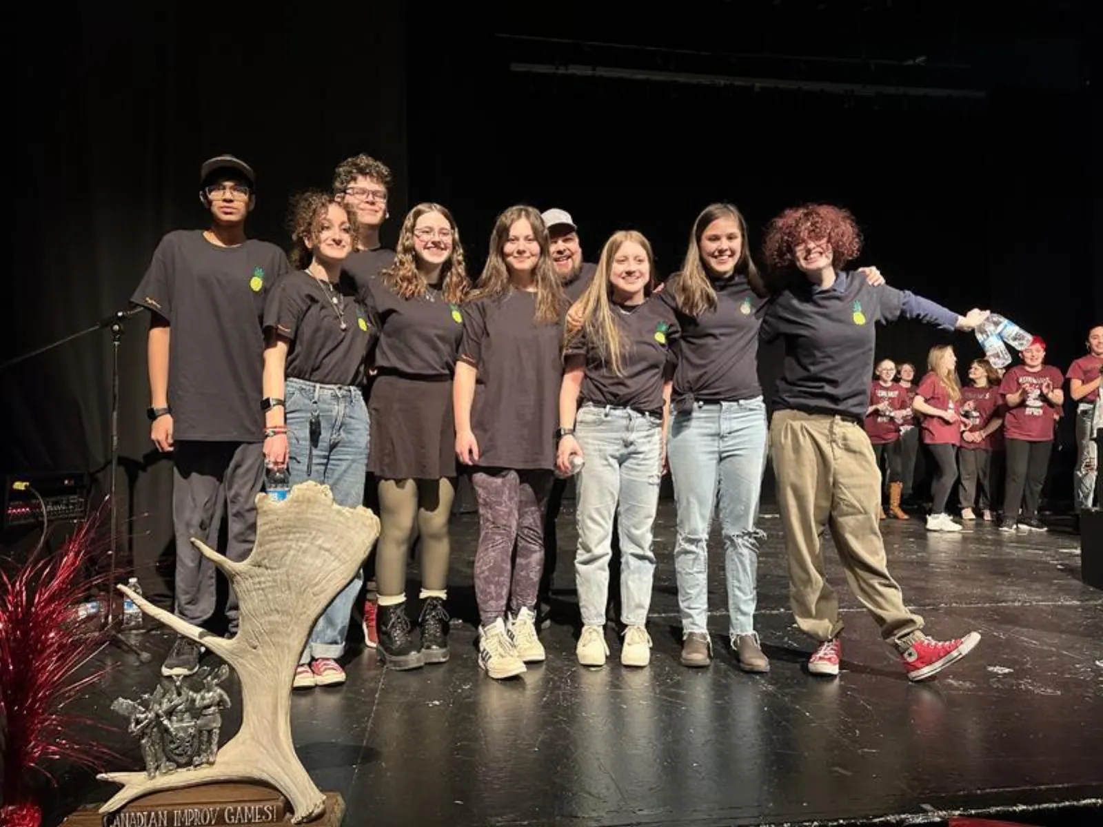 The Ridgecliff Pineapples improv team